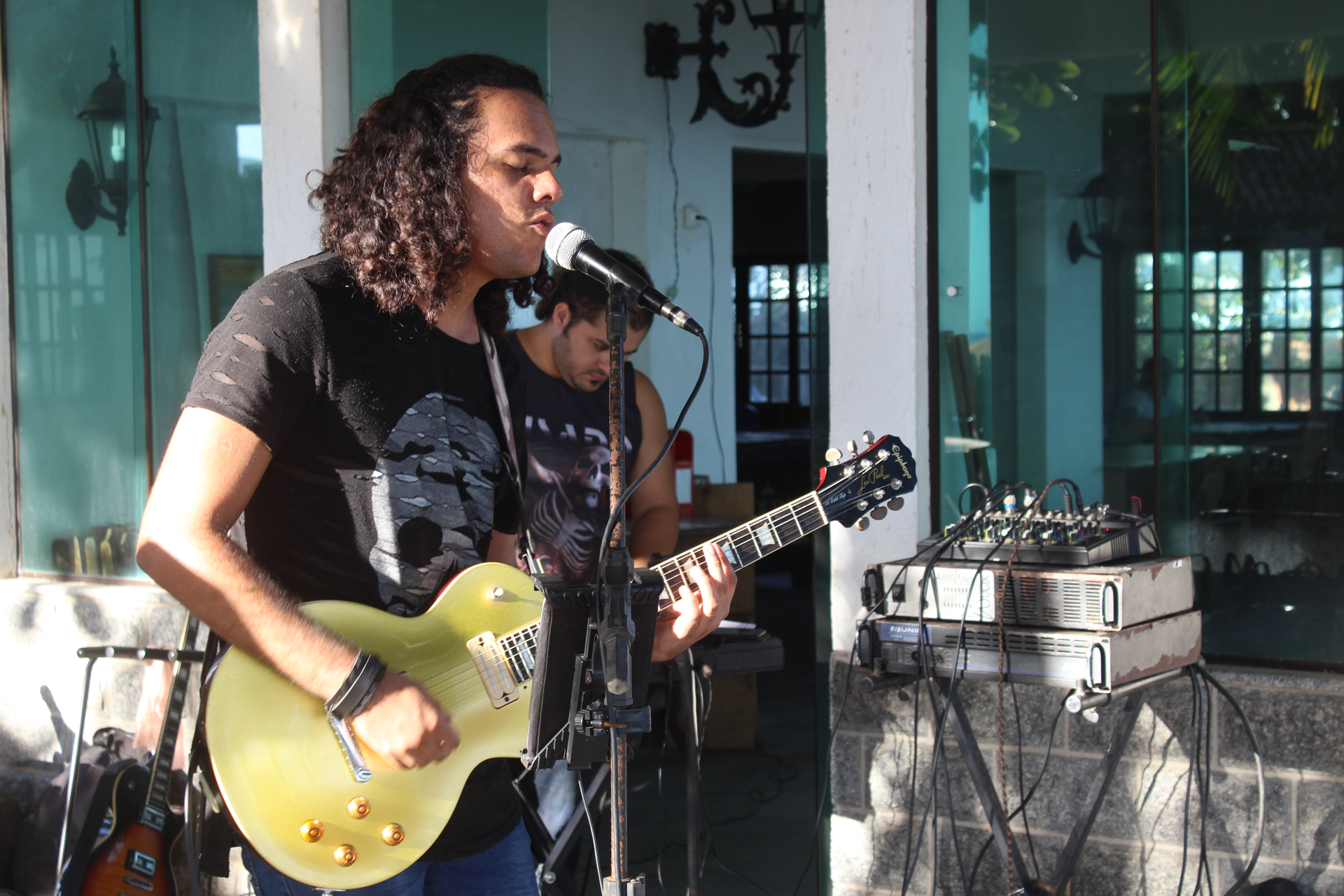 Thunder Rock: o melhor do rock em Itaipuaçu