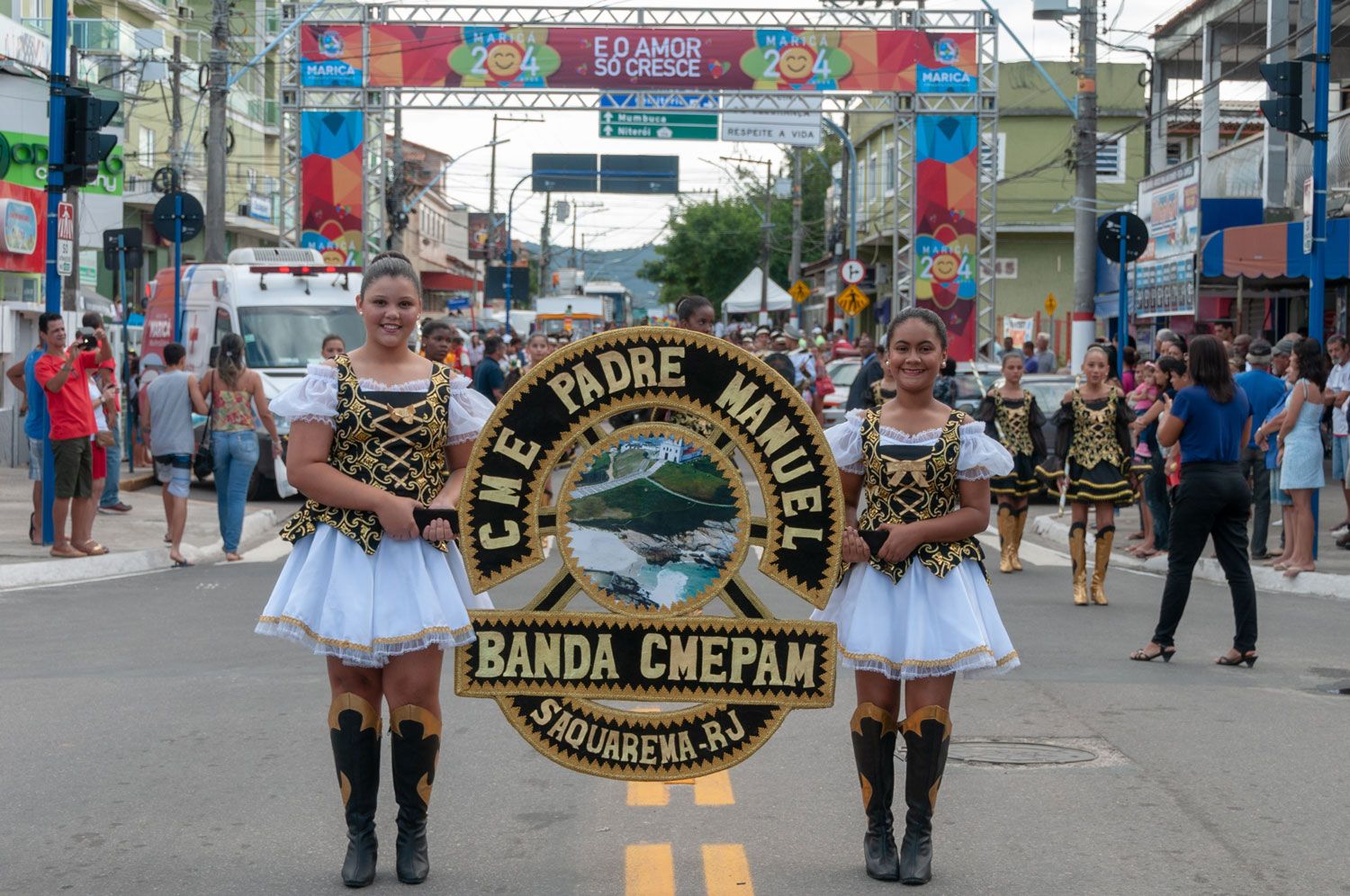 205 anos de Maricá: 2 mil pessoas em desfile