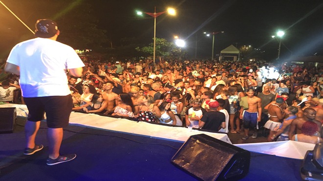 Perfil dos turistas sendo estudado no Maricarnaval