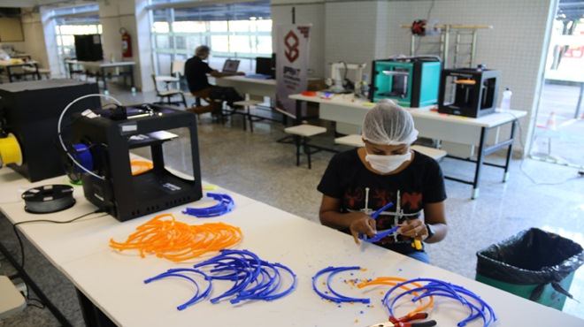 Apelo: doação de matéria prima para produção de protetores faciais