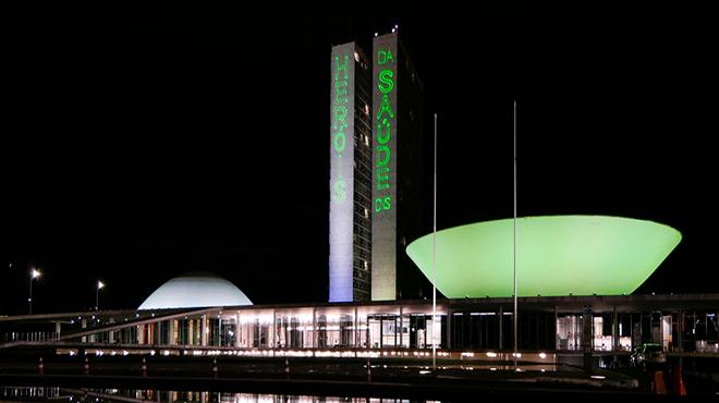 Milícias ideológicas urbanas ameaçam a democracia?