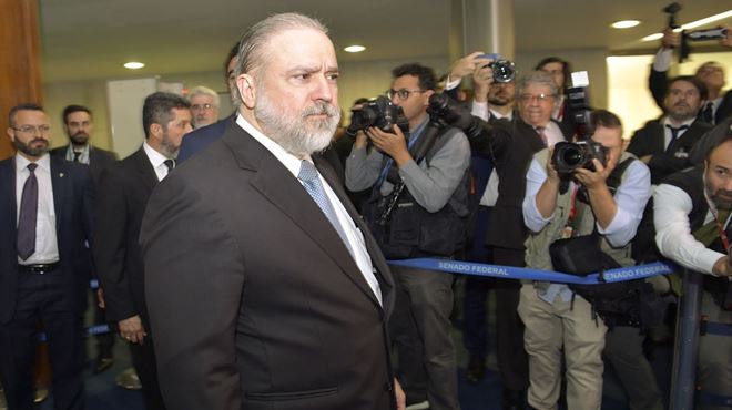 inquérito sobre conduta de ministro da Saúde