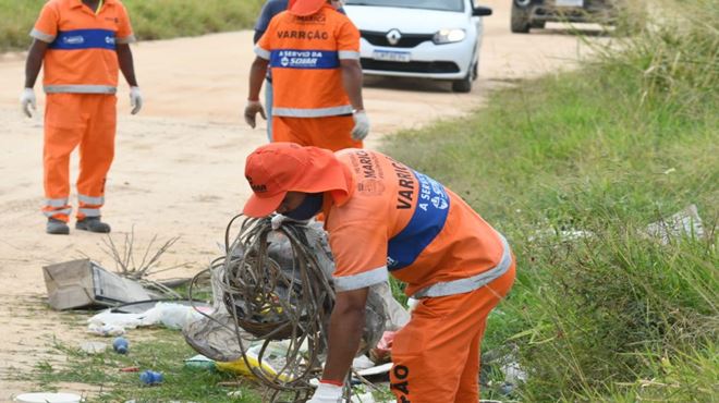 mutirão em Itaipuaçu