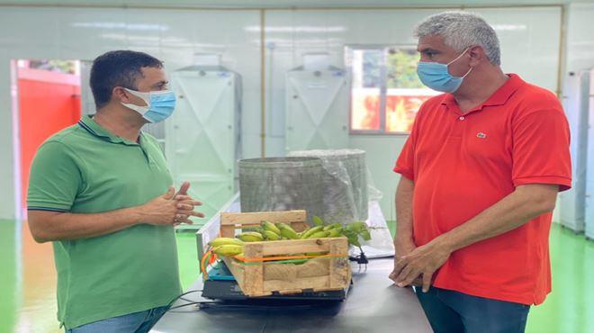 Praça agroecológica de Maricá