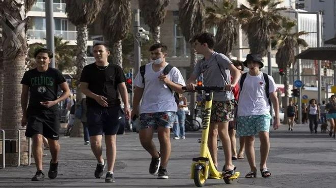 Israel vive pós-pandemia enquanto mundo registra recorde de casos de Covid-19