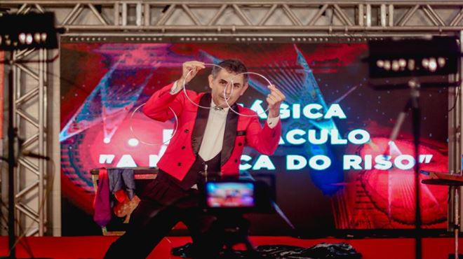 Domingo tem mais lives pelo Dia do Trabalhador