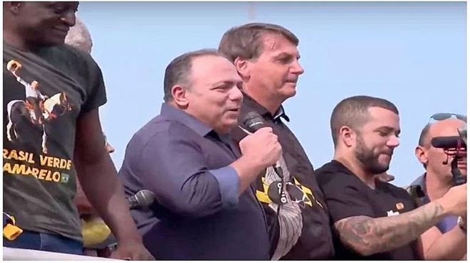 Exército anuncia que não punirá Pazuello por ato com Bolsonaro