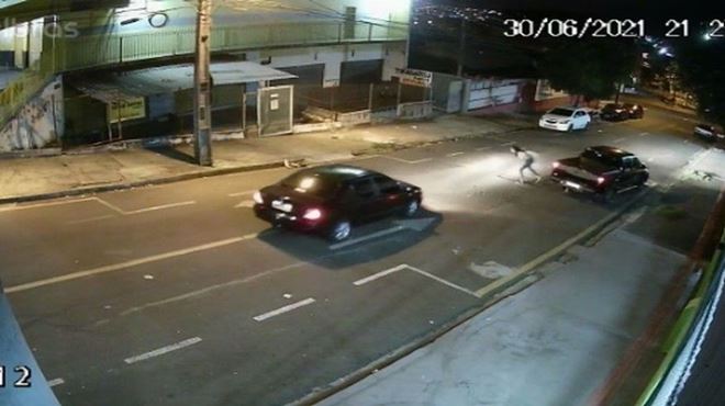 Transexual é morta a tiros