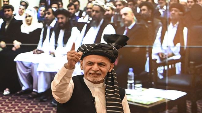 Ex-presidente do Afeganistão se refugia nos Emirados Árabes Unidos