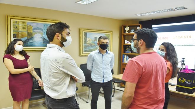 Representantes de Ouro Preto visitam Maricá para conhecer programas sociais