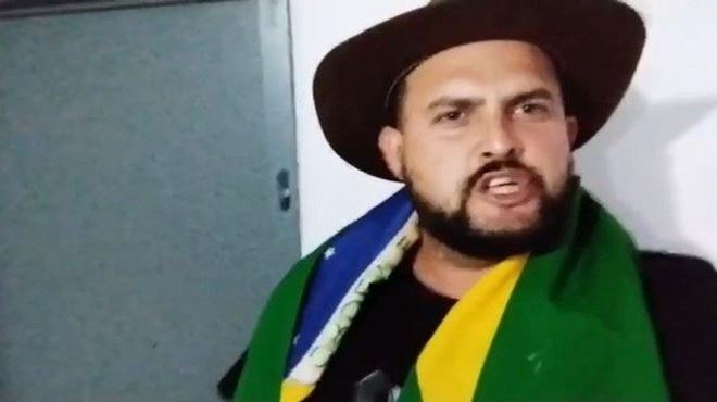 Justiça emite ordem para incluir Zé Trovão na lista de procurados da Interpol