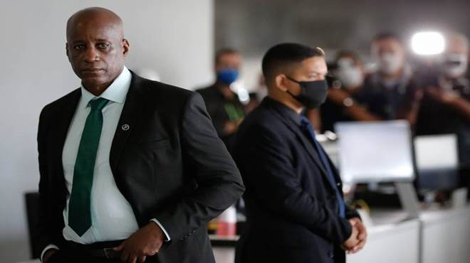 Justiça do Trabalho afasta Sergio Camargo da gestão de servidores na Fundação Palmares