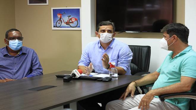 Prefeito de Maricá anuncia prorrogação do PAT até dezembro