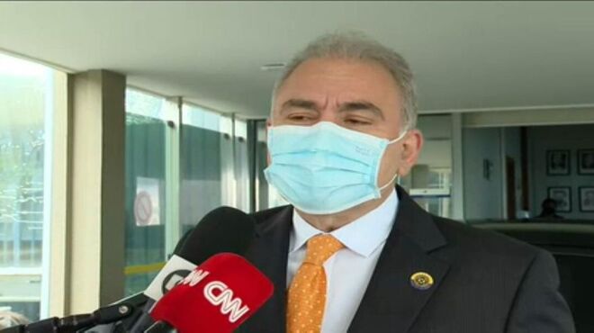 “A pressa é inimiga da perfeição”, diz Queiroga sobre vacinação de crianças