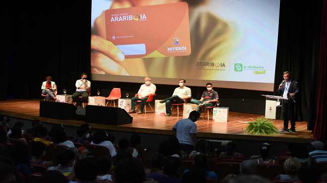 Gestão de Maricá com transferência de renda é adotada por Niterói