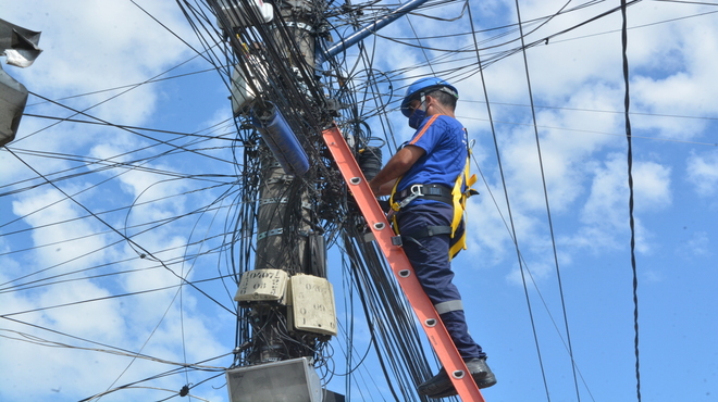 Maricá e Enel definem ações para reordenar fios