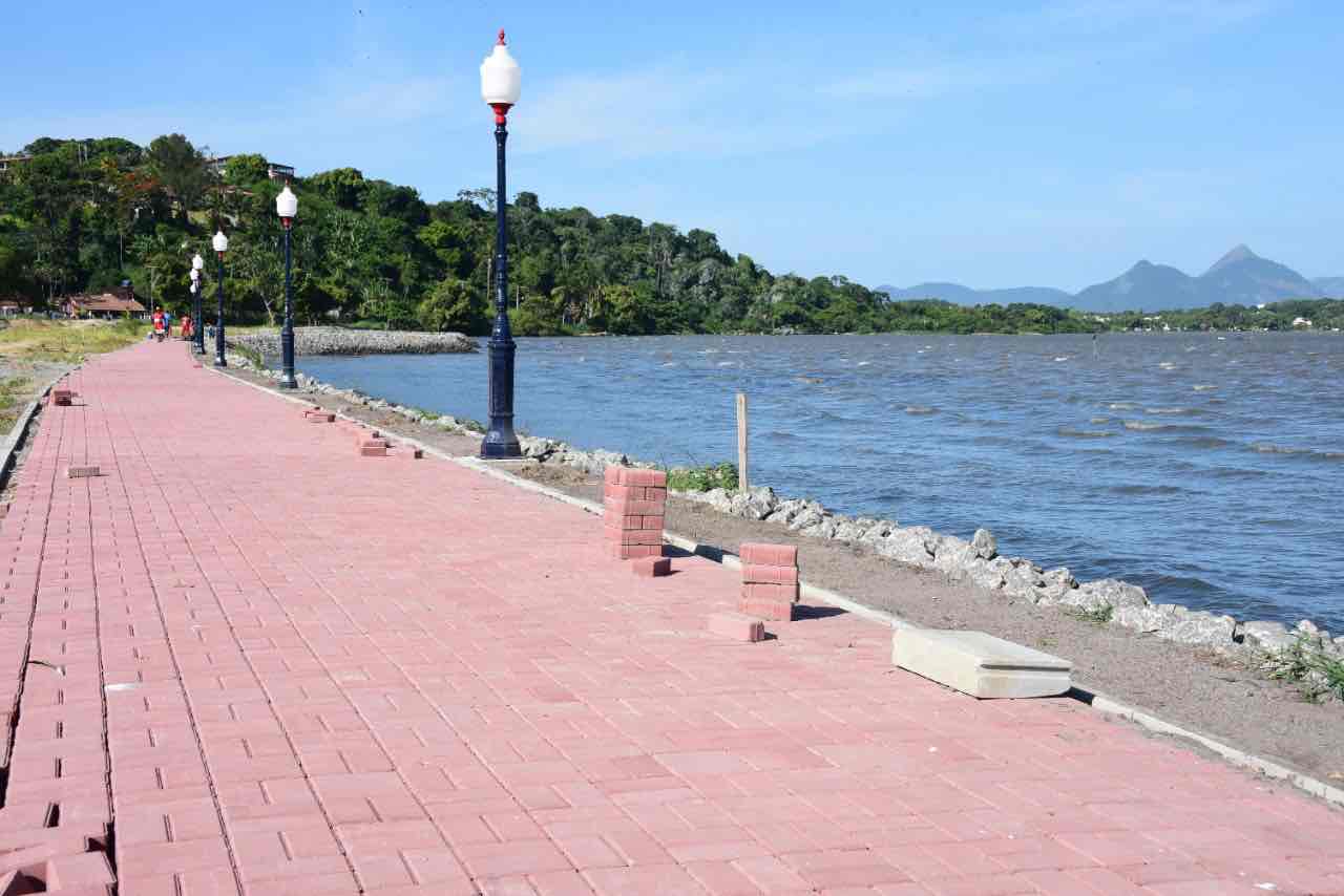 Prefeitura avança com obras na Orla do Marine, que será a maior de Maricá