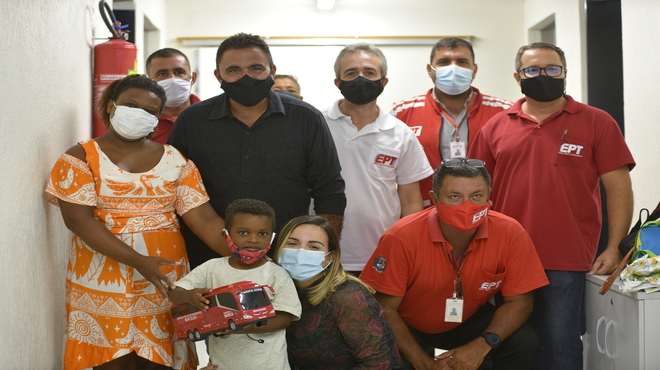 “Vermelhinhos” de Maricá inspiram decoração de aniversário em Inoã