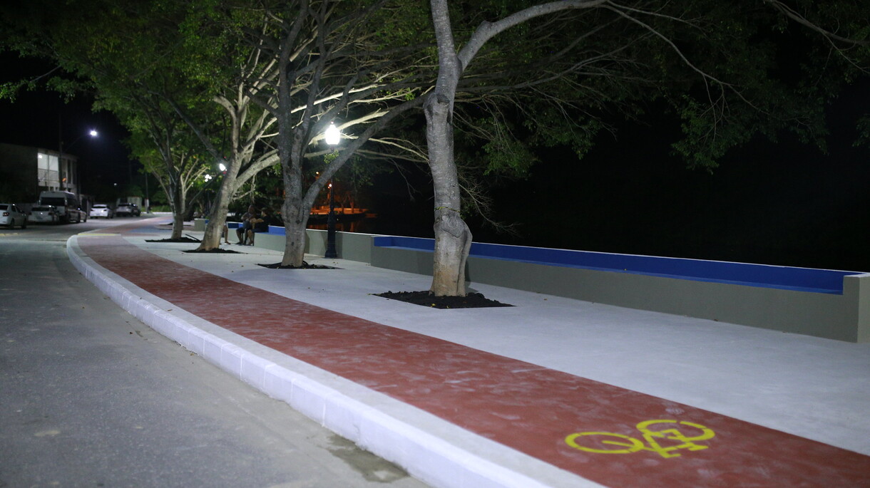 Prefeitura entrega primeira etapa da obra do Calçadão de Bambuí