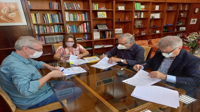 trabalhos de pesquisa e inovação