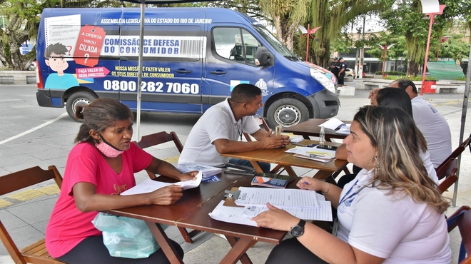 Prefeitura e Alerj atuam em ação de defesa do consumidor no Centro
