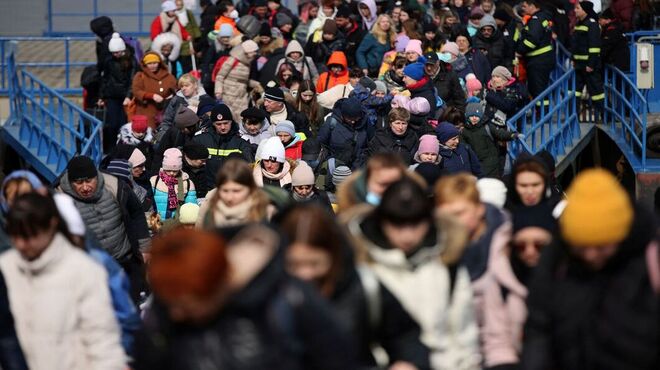 Mais de 4,4 milhões de ucranianos já fugiram do país