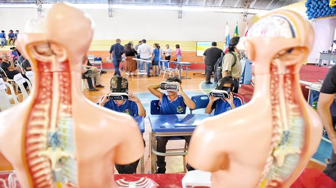 Escolas municipais recebem novas tecnologias na semana do aniversário de Maricá