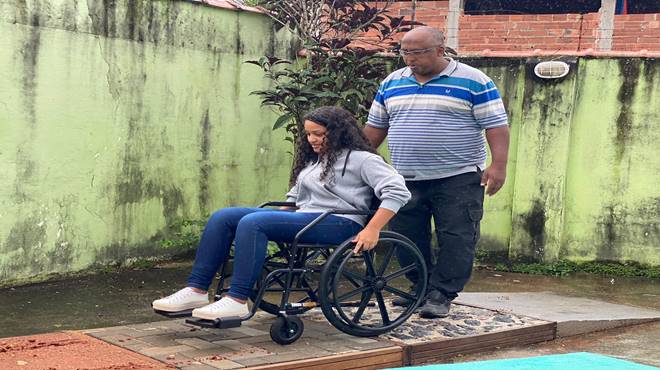 Alunos da Unopar participam de dinâmica no Centro de Referência em Políticas Inclusivas