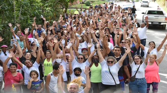 Caminhada celebra 9 anos do programa Viver Bem