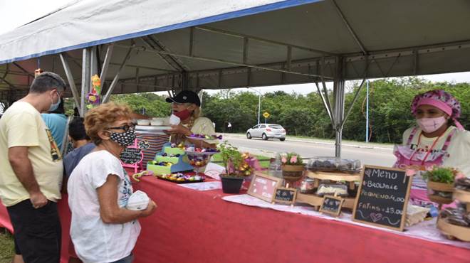 Manu Manuela integra o circuito de feiras solidárias de Maricá