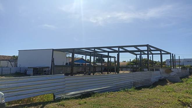 Urbanismo embarga duas construções irregulares no Centro