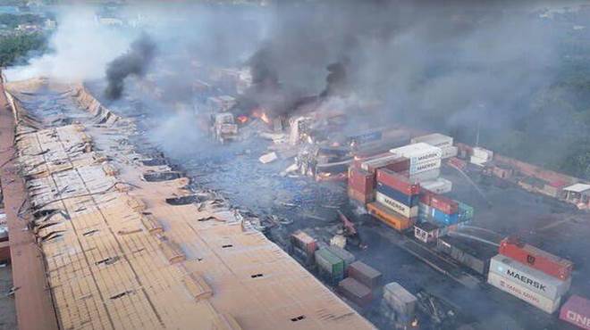 Incêndio em Bangladesh mata ao menos 49 pessoas