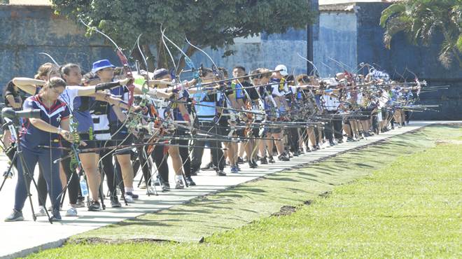Maricá sedia até domingo o Campeonato Brasileiro Juvenil e Master de Tiro com Arco