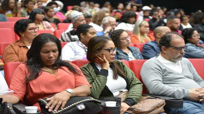 Violência contra mulher é tema de audiência pública