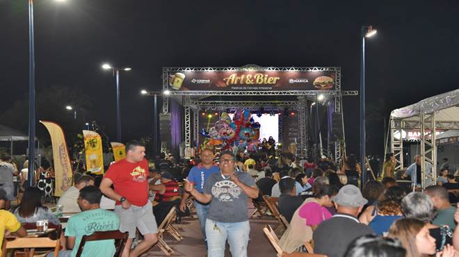 Art&Bier estreia na Orla do Parque Nanci com cervejas artesanais, shows, artesanato e gastronomia