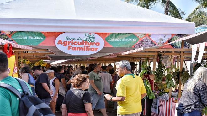 Feira da Agricultura Familiar completa um ano com oferta de produtos sem agrotóxicos