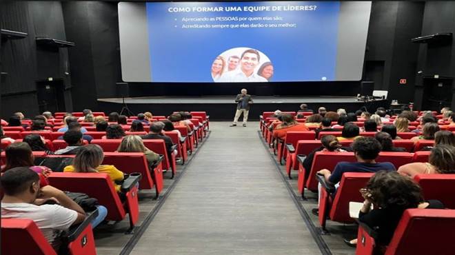 curso sobre as bases do SUS