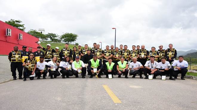 Prefeitura de Maricá apresenta novos agentes de trânsito