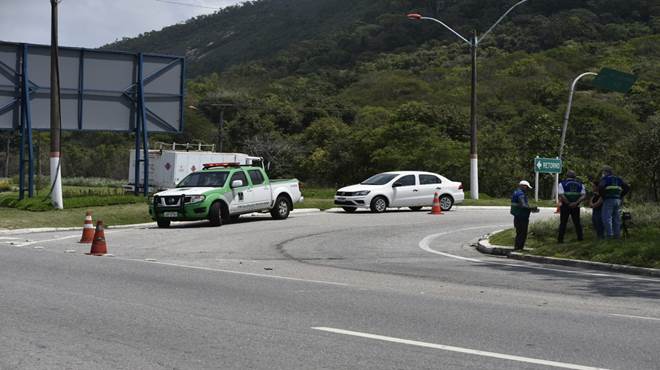 Prefeitura de Maricá aprova projeto com DER e vai construir três passarelas na RJ-106