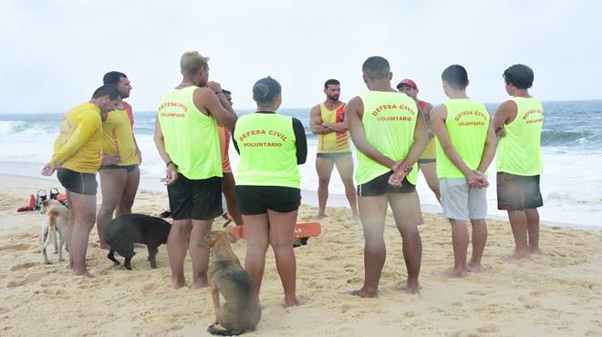 Maricá disponibiliza vagas para guarda-vidas voluntários