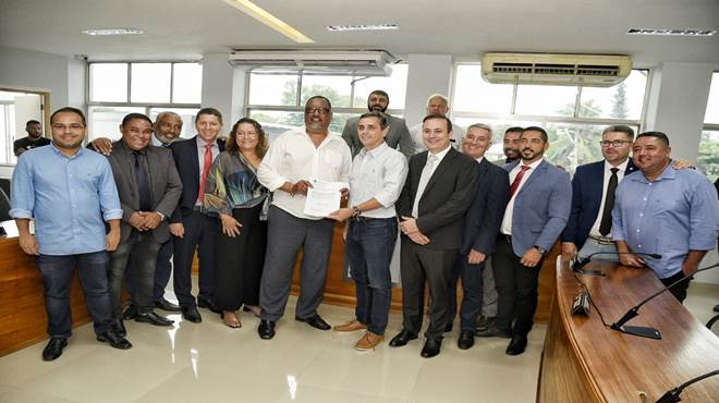 Prefeito Fabiano Horta anuncia pacote natalino com ampliação de benefícios sociais à população