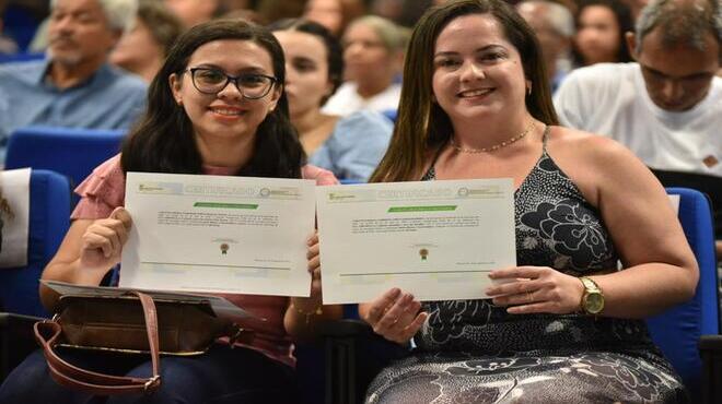 Maricá forma 200 pessoas em Língua Brasileira de Sinais