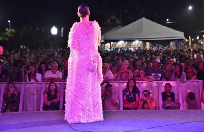 Gilberto Gil é homenageado na 8ª Festa Literária Internacional de Maricá