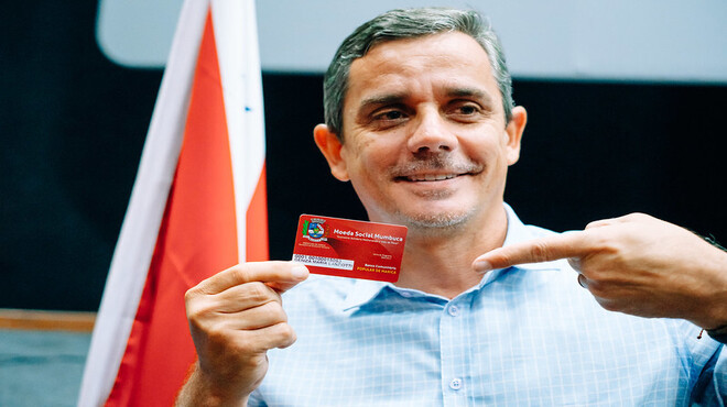 Prefeitura entrega 150 primeiros contratos a Microempreendedores Individuais (MEI)