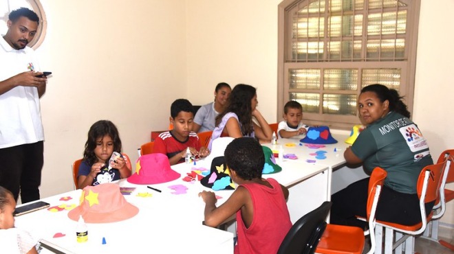 Políticas Inclusivas abre segunda semana da oficina ‘Incluir é a Nossa Arte’