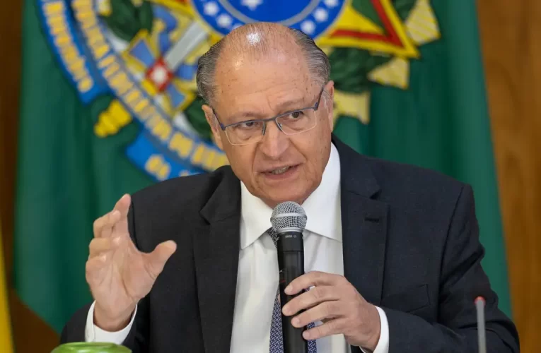Geraldo Alckmin é diagnosticado com covid-19