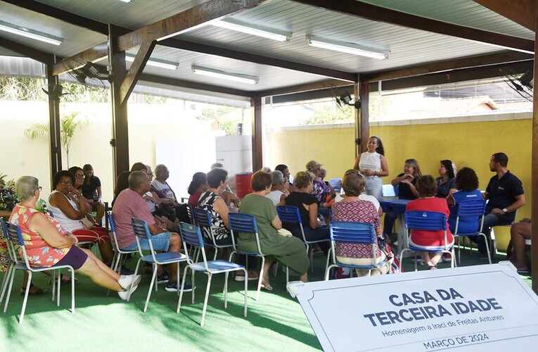 Maricá promove roda de conversa na Casa da Terceira Idade do Centro