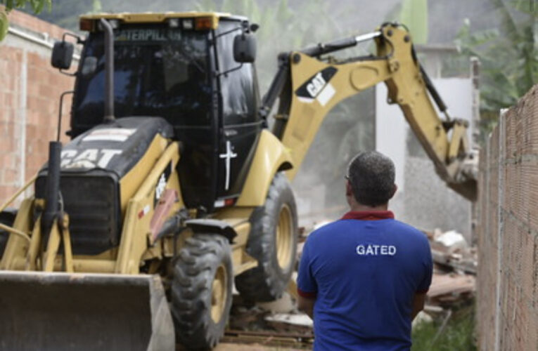 Construções irregulares no Taboal são demolidas pelo Gated