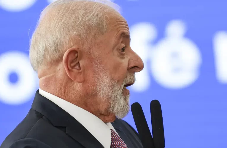 Lula anuncia inclusão de 1,2 milhão de alunos no Pé-de-Meia