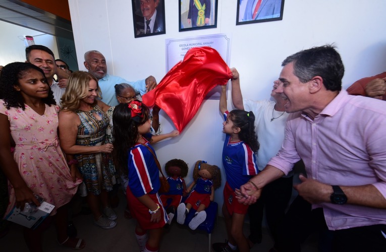 Escola Amaury Gomes do Nascimento